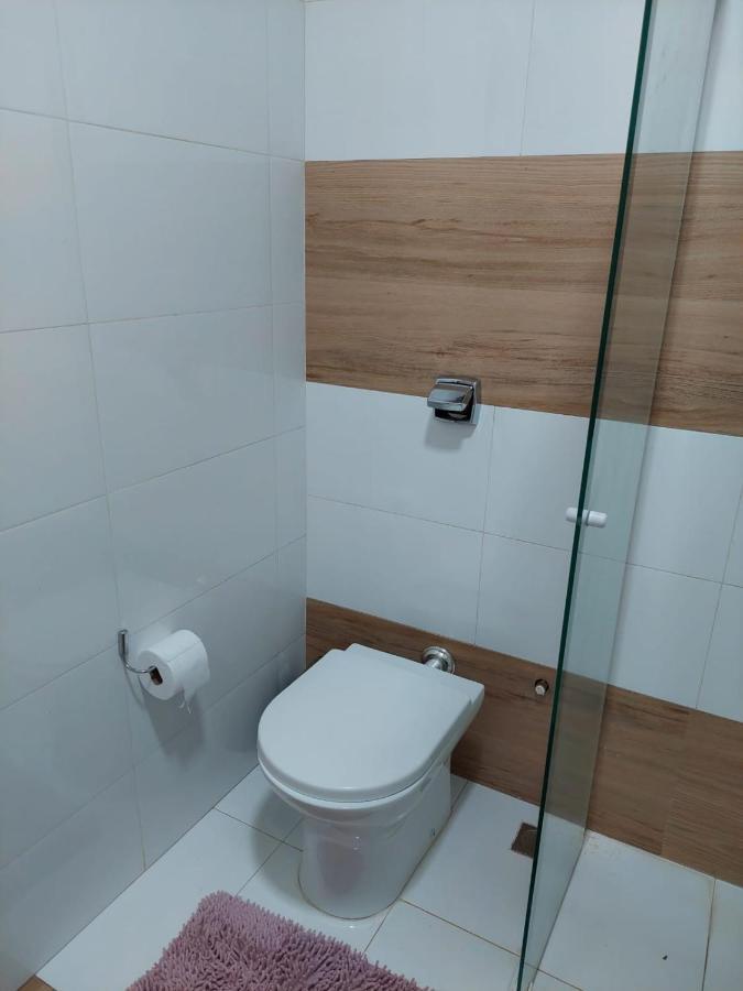 Ótimo apartamento sobreloja com wifi e estacionamento incluso Maringá Exterior foto